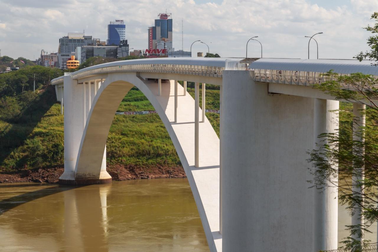 Foz do Iguaçu reúne diretores da Itaipu do Brasil e Paraguai para debater gestão coordenada de fronteiras