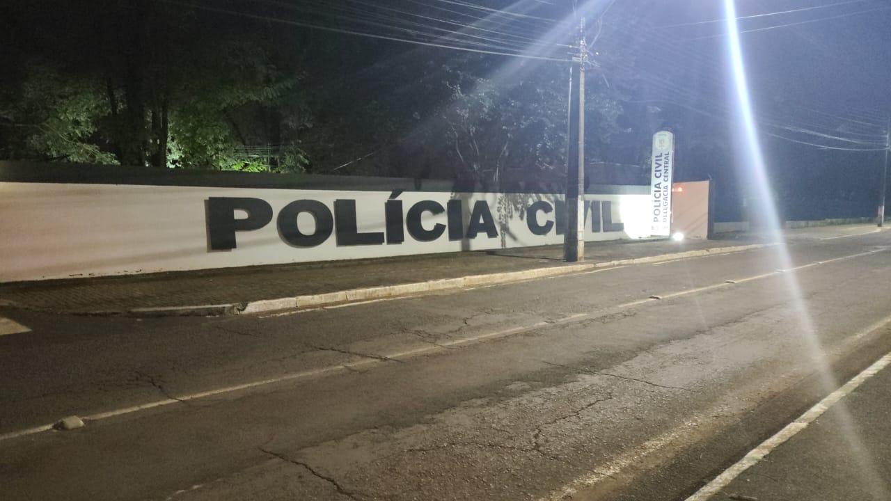 Transportes clandestinos e captação de passageiros aos gritos, sem a utilização das plataformas de aplicativos, agem impunes em Foz