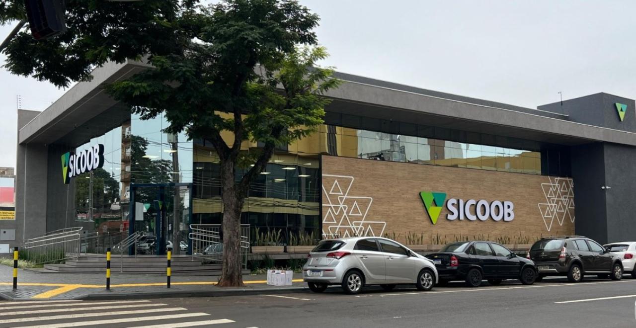 Sicoob Três Fronteiras inaugura nova sede da Agência Centro em Foz do Iguaçu