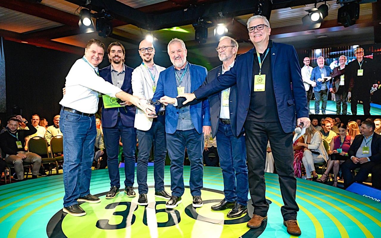 Sicoob Três Fronteiras fecha ano histórico com R$ 1 bilhão em ativos e recorde de cooperados 