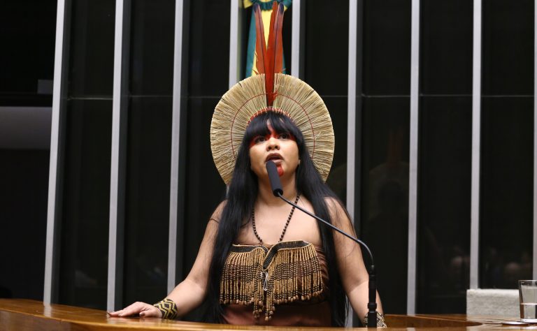 Câmara aprova projeto que cria a Universidade Federal Indígena