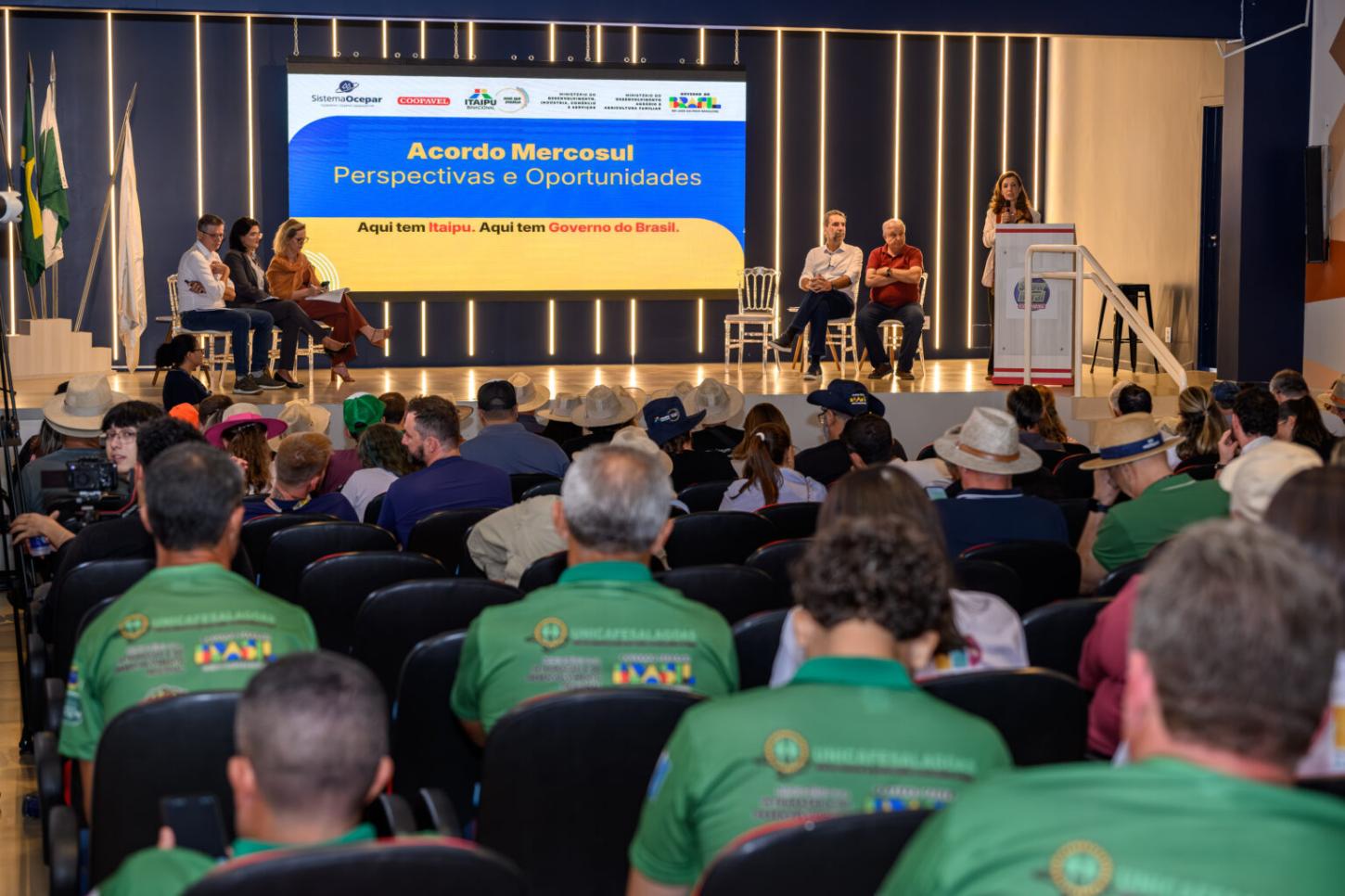 Itaipu debate acordo Mercosul-União Europeia no Show Rural e destaca agenda para a agricultura
