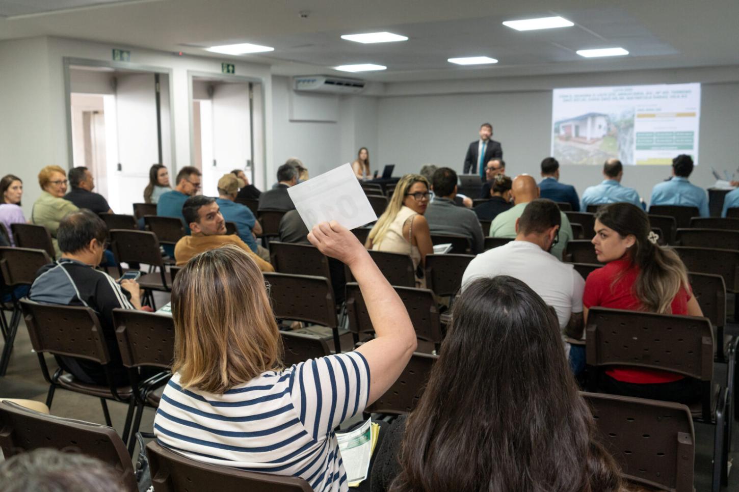 Itaipu realiza terceiro leilão de casas da Vila A em 2026