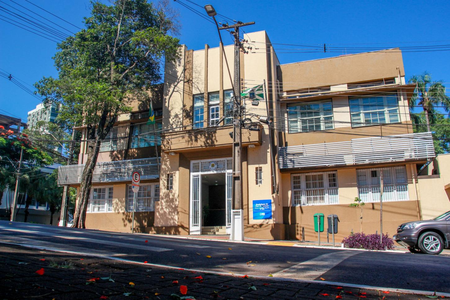 Prazo para inscrições no concurso público da Prefeitura de Foz do Iguaçu termina domingo (14)