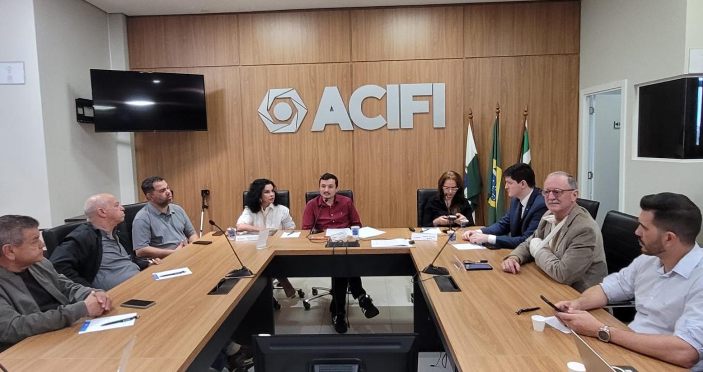 Oportunidades da Paraguay Business Week e parcerias para ampliar o Natal de Foz pautam Codefoz