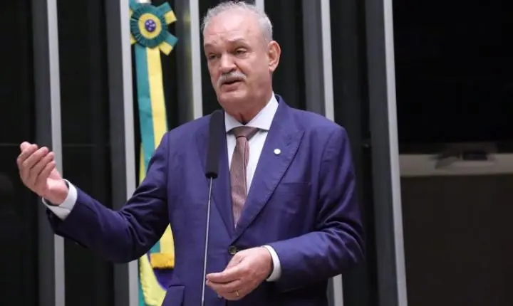 Comissão aprova diretrizes para ampliar acesso à psicoterapia para populações vulneráveis