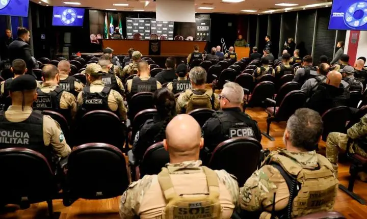 Forças de segurança e MPPR deflagram operação com 559 mandados contra integrantes de facção criminosa