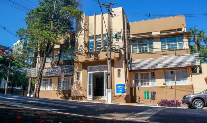 Inscrições para concurso público da Prefeitura de Foz do Iguaçu   termina dia 14 de junho; concurso oferta vagas em 34 cargos